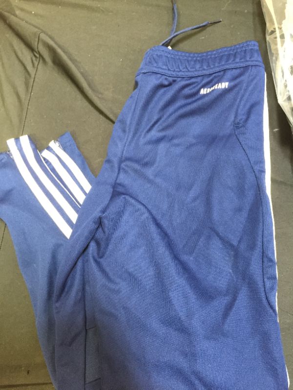 Photo 2 of BOYS ADIDAS SWEATS NAVY BLUE FITS 9 TO 10 YRS 