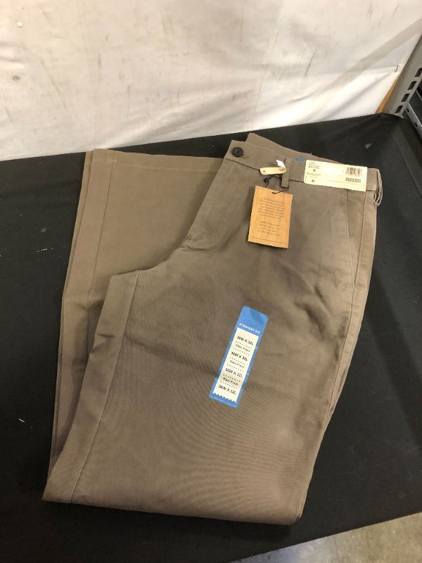 Photo 2 of HAGGAR STARIGHT FIT JEANS MOCHA
SIZE 36X32