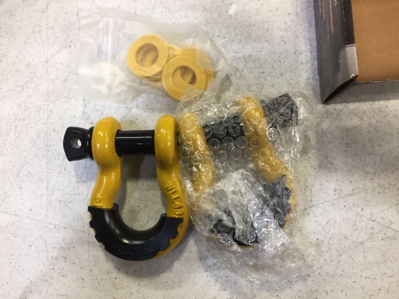 Photo 4 of AUTMATCH Shackles 3/4" D Ring Shackle (2 Pack) 41,887Ibs Break Strength with 7/8" Screw Pin and Shackle Isolator & Washers Kit for Tow Strap Winch Off Road Vehicle Recovery Gold & Black
