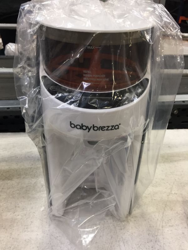 Photo 4 of Baby Brezza New and Improved Formula Pro Advanced Dispenser Machine