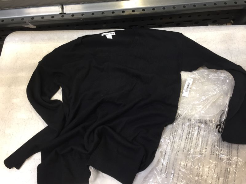 Photo 2 of Amazon Essentials Women's Lightweight Long-Sleeve Scoopneck Tunic Sweater color black size medium 
