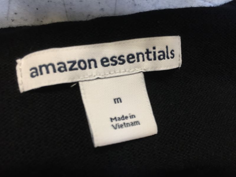 Photo 3 of Amazon Essentials Women's Lightweight Long-Sleeve Scoopneck Tunic Sweater color black size medium 
