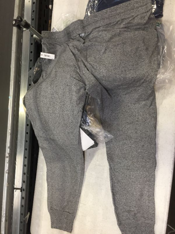 Photo 2 of Amazon Essentials Women's Studio Terry Relaxed-Fit Jogger color grey size extra large 
