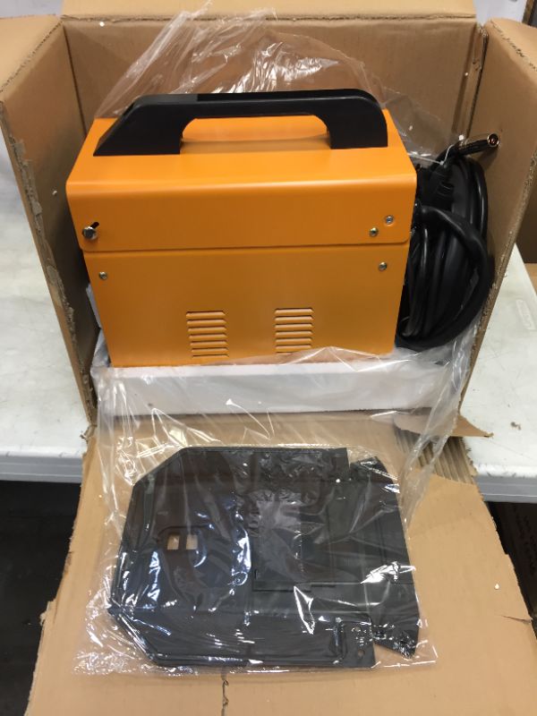 Photo 1 of MIG Welder 130 Flux Core Wire Automatic Feed Welding Machine Portable No Gas 110V DIY Home Welde