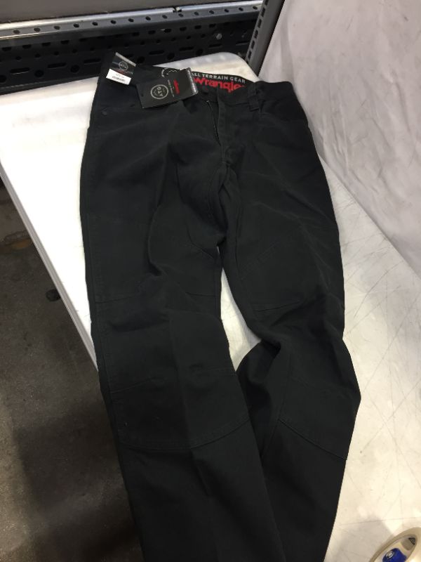 Photo 2 of ATG by Wrangler Men's Reinforced Utility Pant Black
SIZE 34X34
