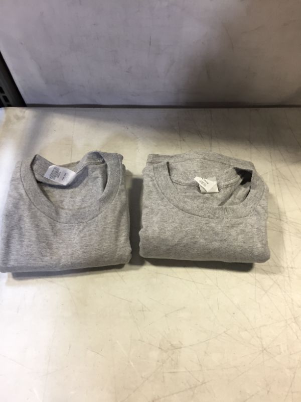 Photo 1 of HANES LONG SLEEVE SHIRTS LIUGHT GRAY -- 2 PCK
SIZE XL