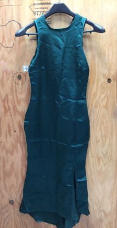 Photo 1 of ELEGANT NIGHT DRESS Color Emerald M 