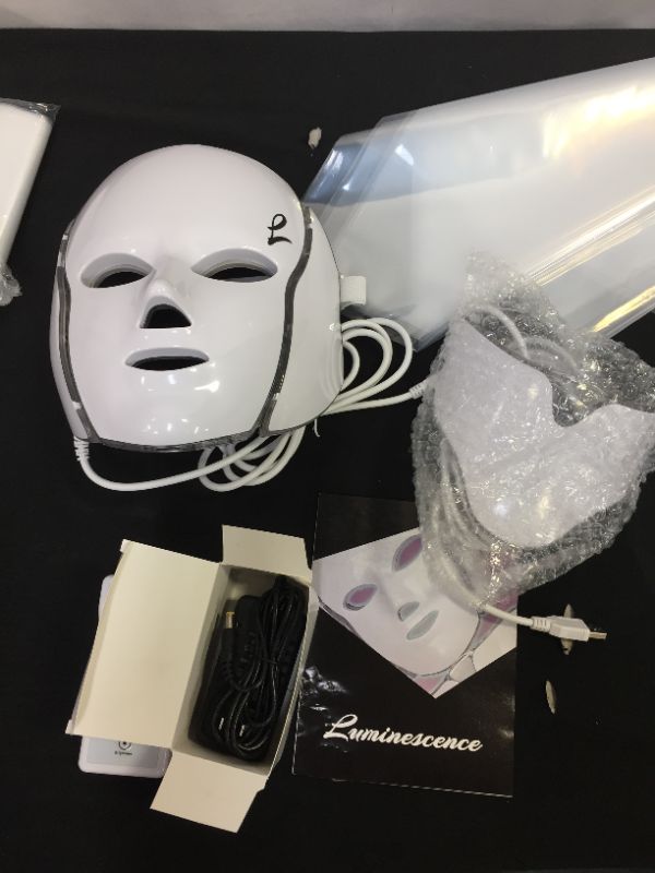 Photo 1 of Luminescence Electrical Beauty Mask Multicolor light w/Remote (Generic)