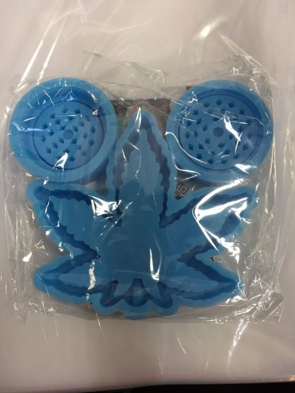 Photo 1 of 2.8 INCH GRINDER MOLD & 6 INCH ASHTRAY MOLD KIT BLUE