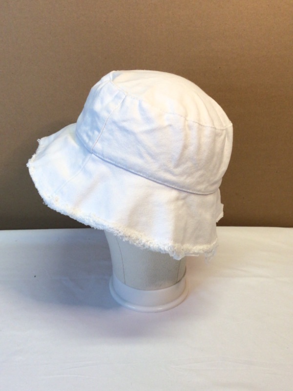 Photo 3 of Bucket Hat Distressed at the Edge-White