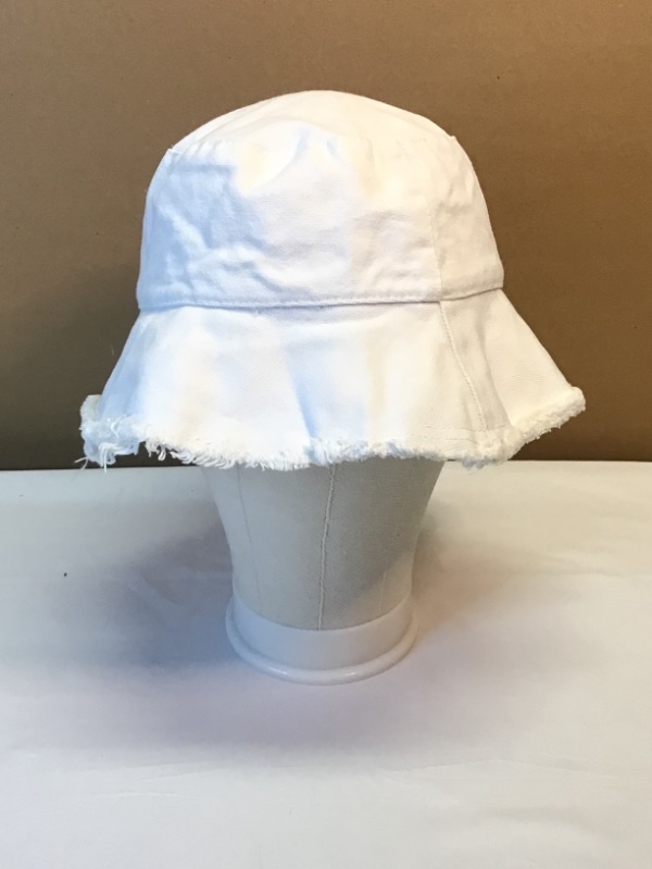 Photo 2 of Bucket Hat Distressed at the Edge-White