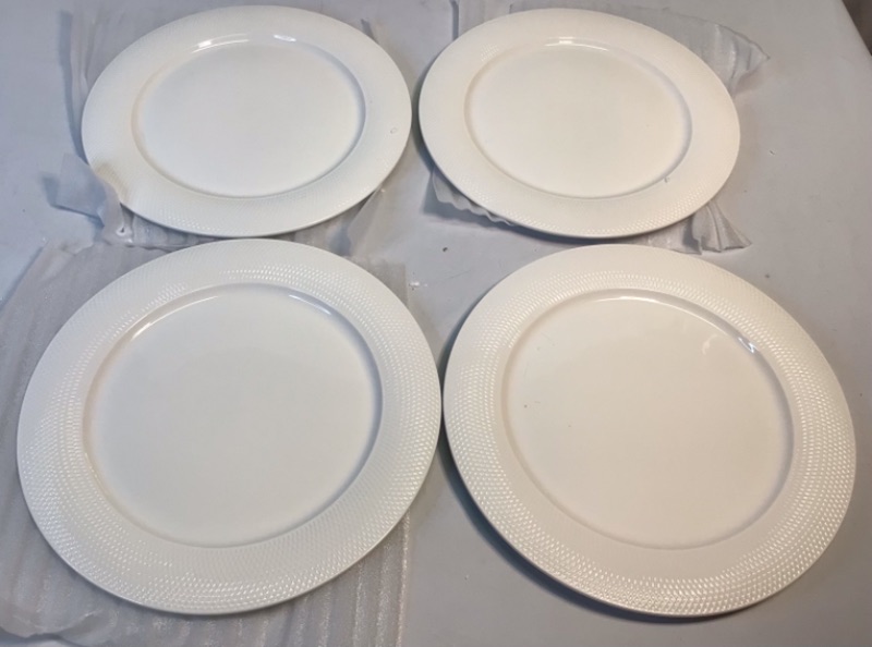 Photo 2 of 4 Piece Porcelain Dinner Plates by Kota Japan- 10.25 inches Diameter- White- 1.5 inch wide Textured Rim