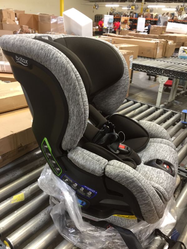 Photo 4 of BRITAX Boulevard ClickTight Convertible Car Seat, Spark - Premium, Soft Knit Fabric [Amazon Exclusive]
