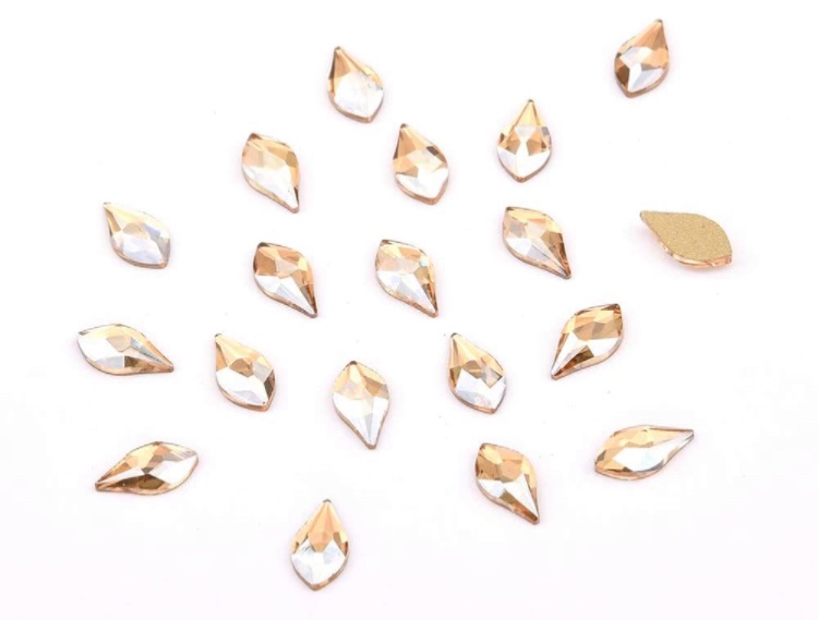 Photo 1 of 
The Great Gatsby SparkNotes Literature Guide (Volume 30) (SparkNotes Literature Guide Series)

60pcs 3d Flatback Flame Shape 5.5x10mm Crystals Golden Shadow Gem Stones for Nail Art Decoration