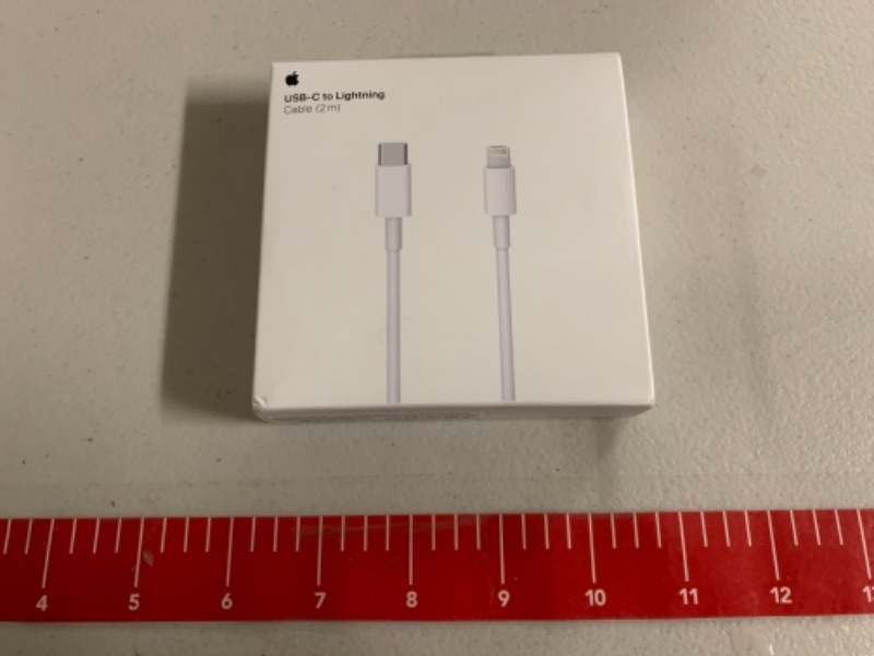 Photo 2 of Apple Lightning to USB-C Cable (2 m)