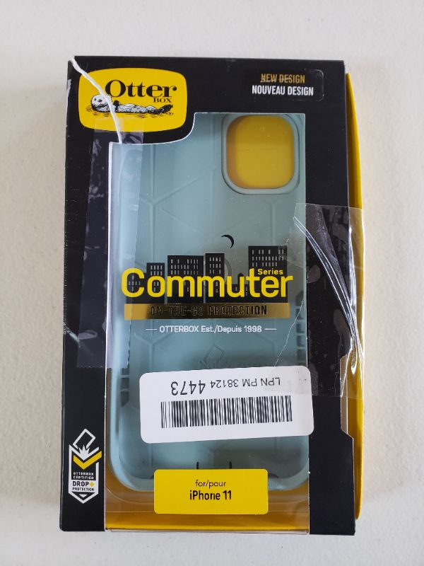 Photo 1 of OtterBox COMMUTER SERIES Case for iPhone 11 - MINT WAY (SURF SPRAY/AQUIFER)
