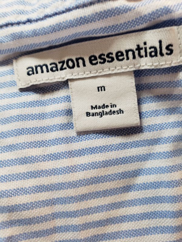 Photo 2 of Amazon Essentials Women's Classic Fit Long Sleeve Button Down Oxford Shirt, Size M.
