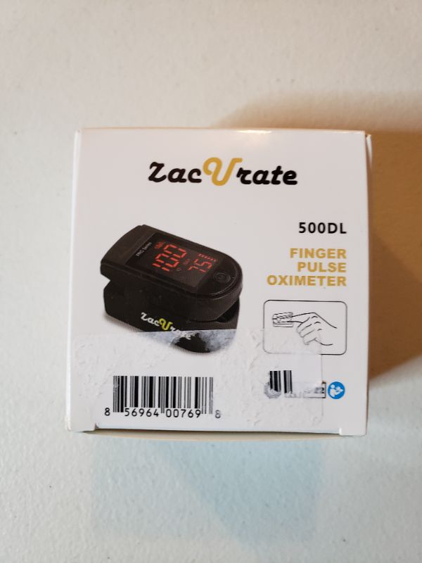 Photo 2 of Zacurate Pro Series 500DL Fingertip Pulse Oximeter Blood Oxygen Saturation Monitor with Silicon Cover