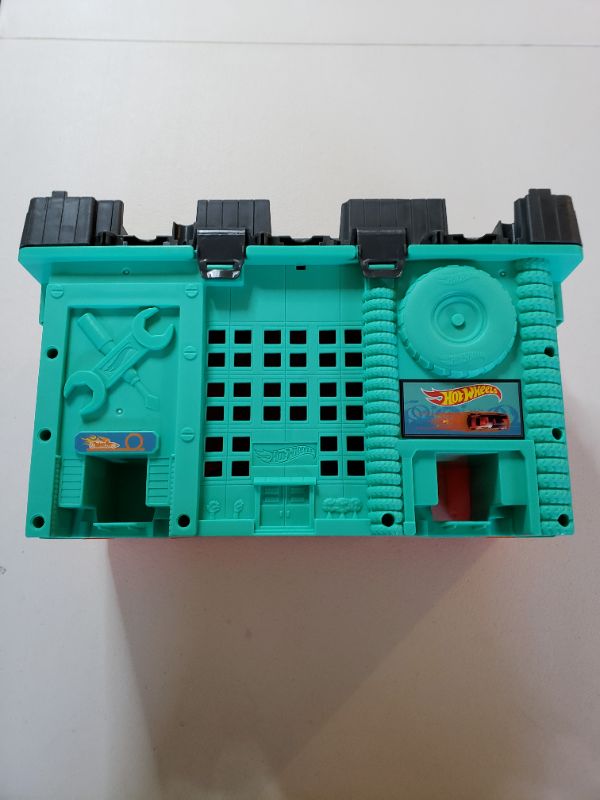 Photo 1 of Hot Wheels Trade Center Toy Box. Missing Accessories.