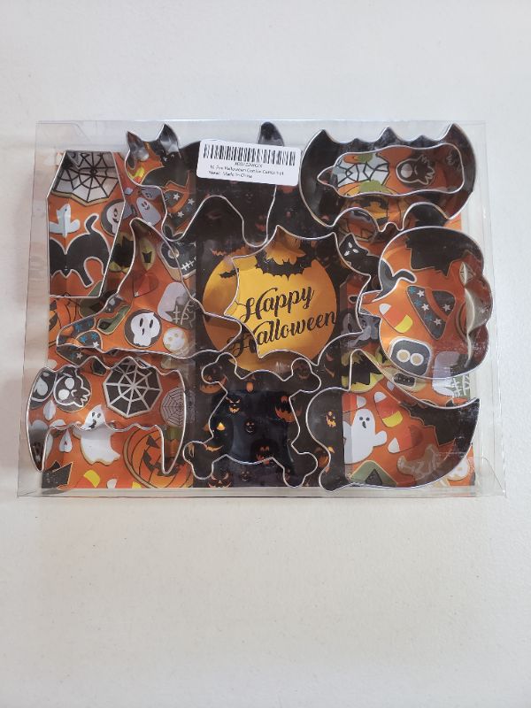 Photo 1 of 10 PIECE HALLOWEEN COOKIE CUTTER SET.