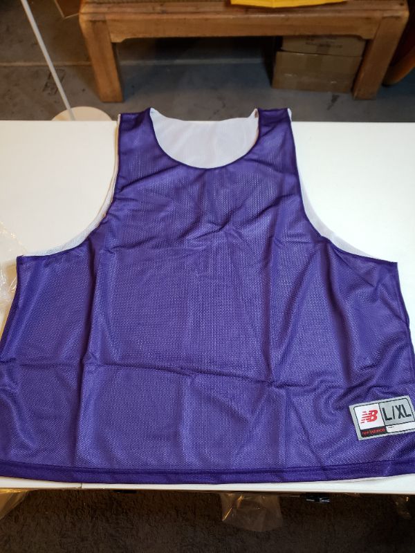 Photo 1 of New Balance mens Camp Pinnie Adult , Purple/white. SIZE XL
