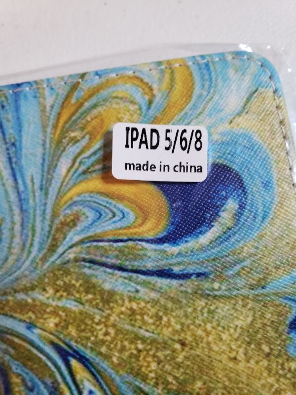 Photo 3 of APPLE IPAD AIR 2/AIR 1 2018 TABLET CASE. 