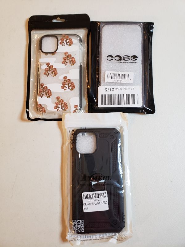 Photo 1 of VARIOUS APPLE IPHONE CASES, COLORS, SIZES AND STYLES VARY, LOT OF 3.