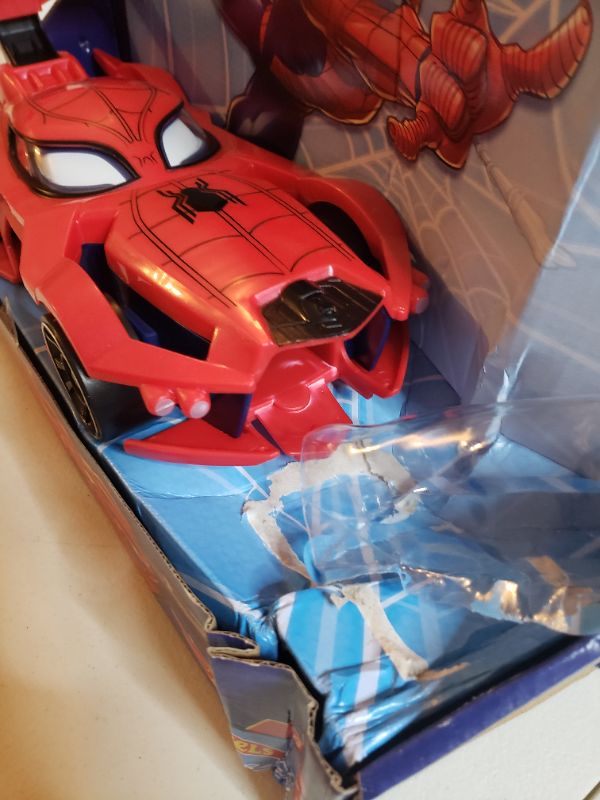 Photo 2 of Marvel Hot Wheels Spider-Man Web-Car Launcher [Amazon Exclusive]
MISSING CAR.