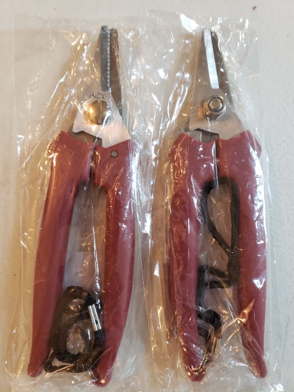 Photo 2 of AVAROSA PRUNING SHEARS, 2 PAIR.