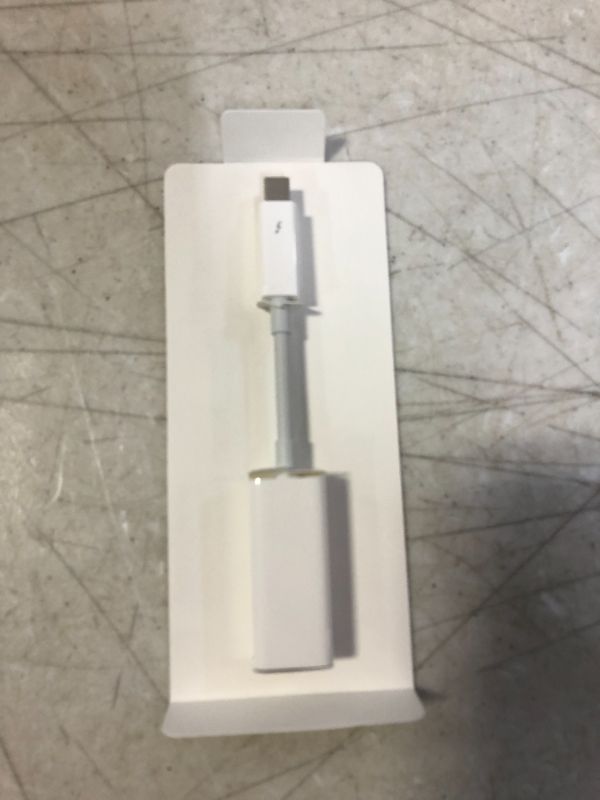 Photo 2 of Apple Thunderbolt to Gigabit Ethernet Adapter MD463LL/A - White