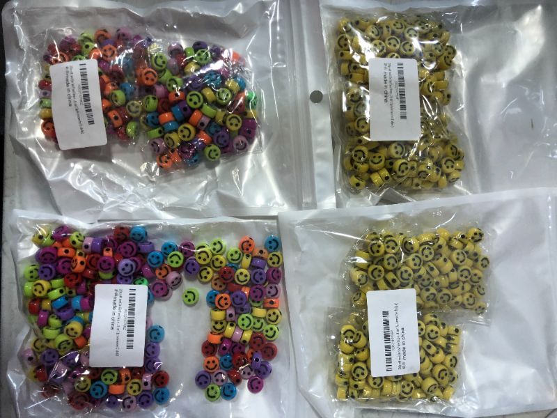 Photo 1 of 200 PC OF MIXED SMILEY FACE SHAPE BEADS- 4 PK