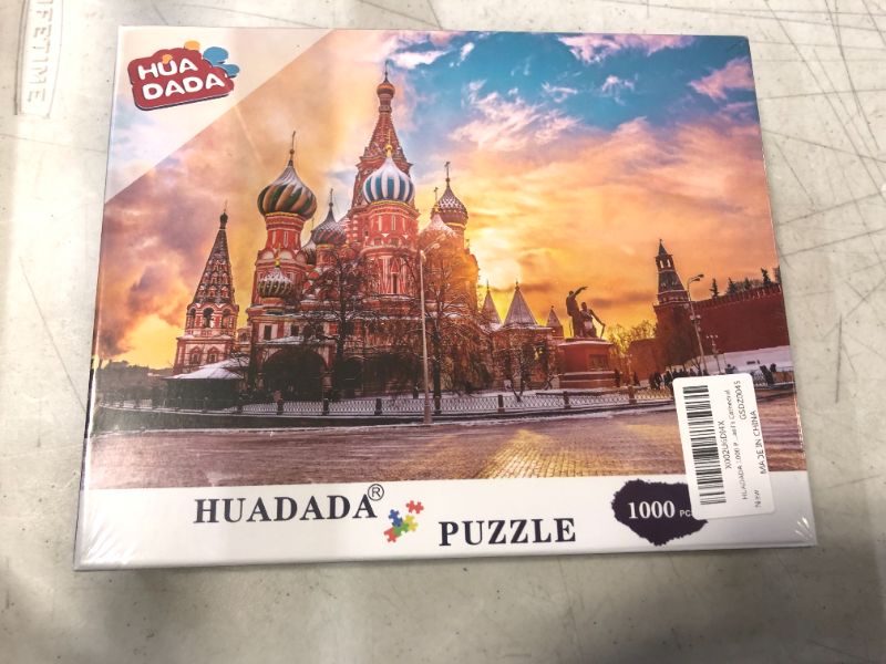 Photo 2 of HUADADA 1000 PC PUZZLES SAINT BASILS CATHEDRIAL