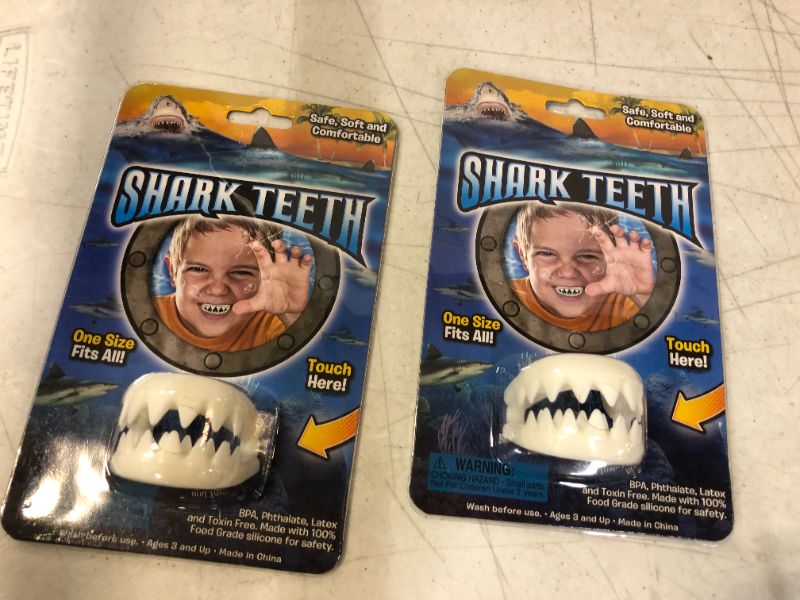 Photo 2 of RHODE ISLAND NOVELTY GREAT WHITE SHARK TEETH 2 PACK 