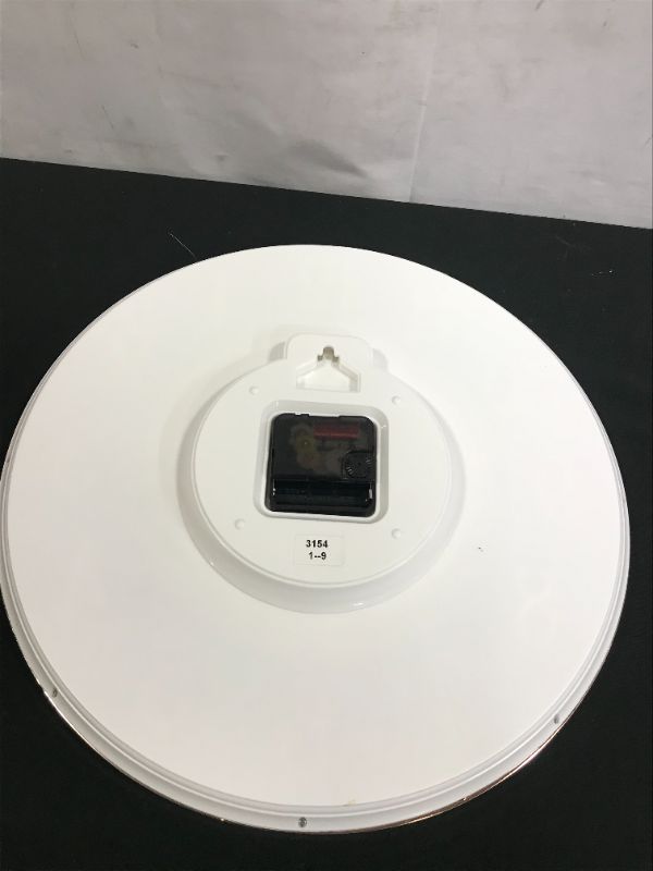 Photo 3 of Beesealy 14in Non Ticking Wall Clock Silent Battery Operated***New Open For Photo And Tested***battery not included****