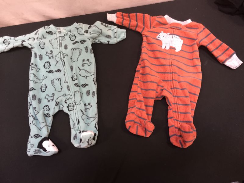 Photo 1 of baby pajama size newborn size 0M 2 piece 