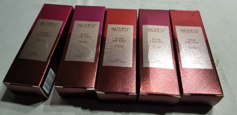 Photo 1 of ALIVER Long Lasting Moisturizing Lip Gloss Makeup Color-stay Non Stick Waterproof Unfade Moisturizing Lips Tint Bright CoLOR, 5 PK