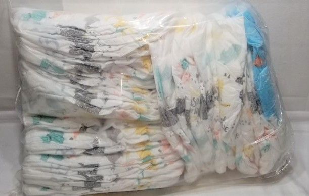 Photo 1 of size 3 diapers, 23 pieces