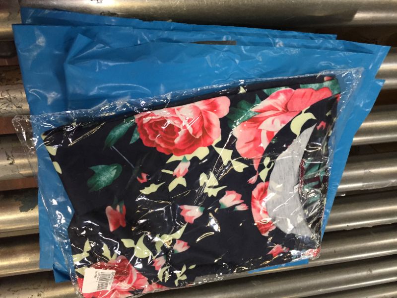 Photo 1 of Pack of6 Generic Tshirts Floral Design