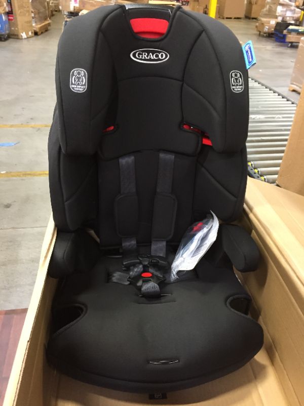 Photo 4 of Graco Tranzitions 3-in-1 Harness Booster Car Seat