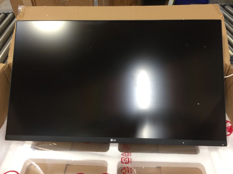 Photo 6 of PARTS ONLY 32” UHD HDR Monitor with FreeSync