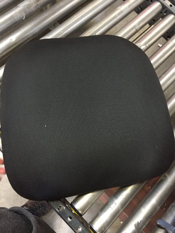 Photo 1 of Generic computer chair