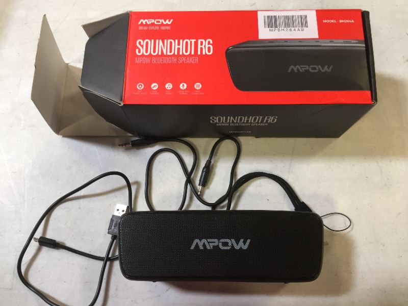 Photo 1 of MPOW Soundhot R6 Bluetooth Speaker