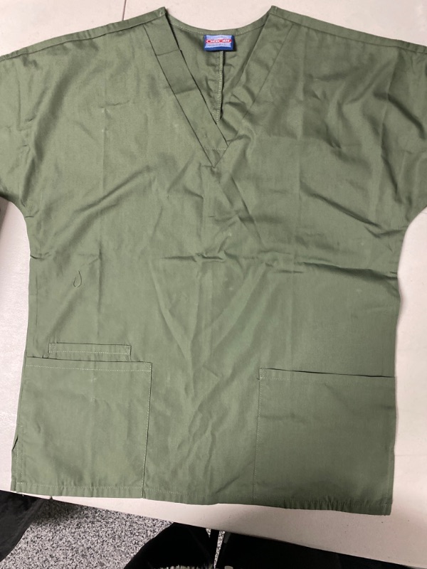 Photo 1 of Cherokee woman’s scrub top hunter green 3 pocket v neck size small