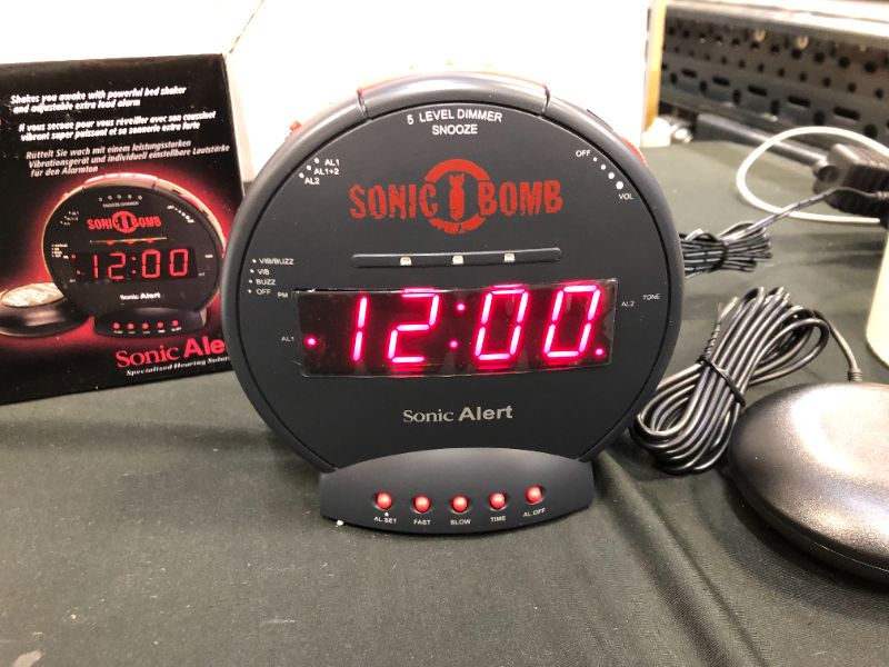 Photo 3 of Sonic Alert Turbo Charged Loud Vibrating Alarm Clock