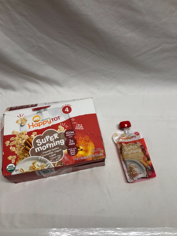 Photo 1 of 8 PACK 4 OZ POUCHES ORGANIC APPLES, CINNAMON,YOGURT AND OATS EXP APR 2022