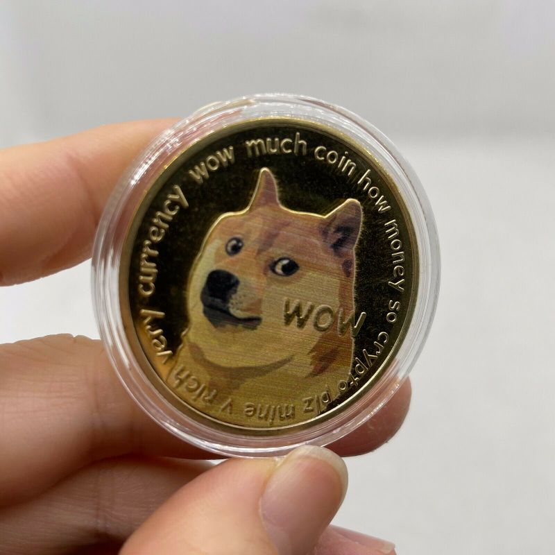 Photo 1 of Dogecoin WOW Doge Coin Dog Commemorative Gold Coin Limited Edition Collection