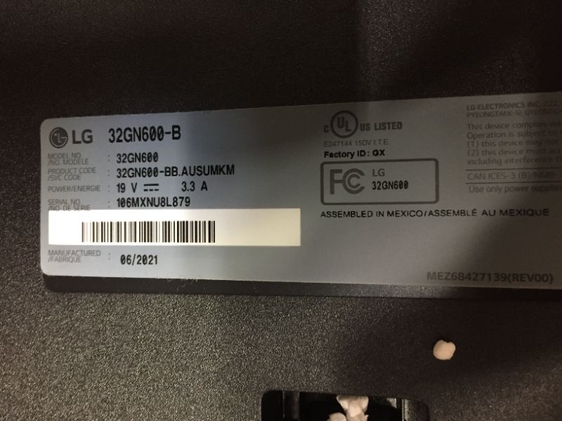 Photo 4 of 32'' UltraGear QHD 165Hz HDR10 Monitor with FreeSync™ Premium
