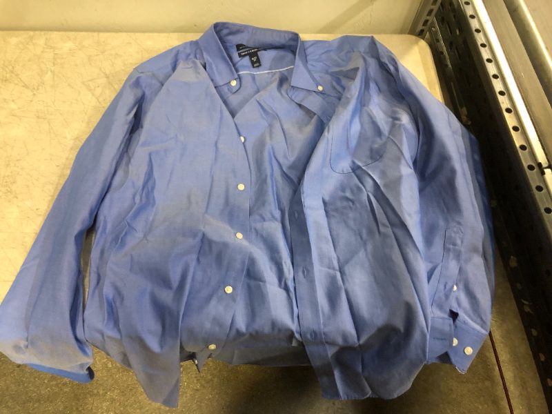 Photo 1 of Buttoned Down men's blue long sleeve button shirt 