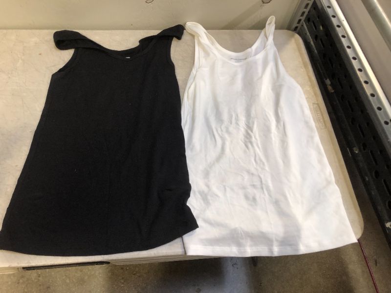 Photo 1 of Amazon Essentials Women's 2-Pack Slim-Fit Tank black and white 
