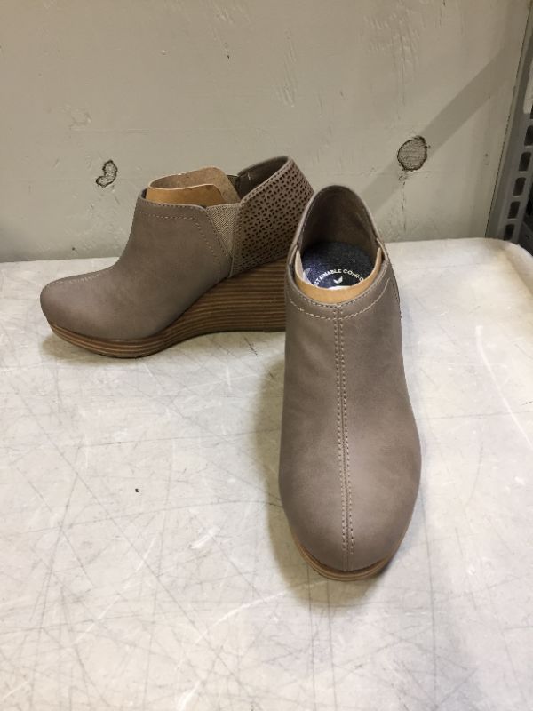 Photo 2 of Dr. Scholl's Shoes Women's Harlow Ankle Boot Taupe 7.5